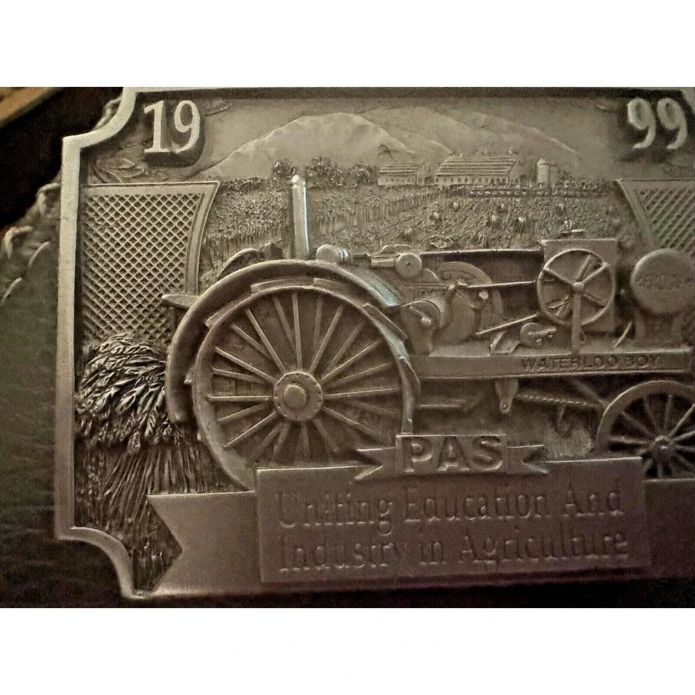 Vintage 1999 PAS Belt‎ Buckle John Deere Licensed 1 of 500 Waterloo Boy Tractor